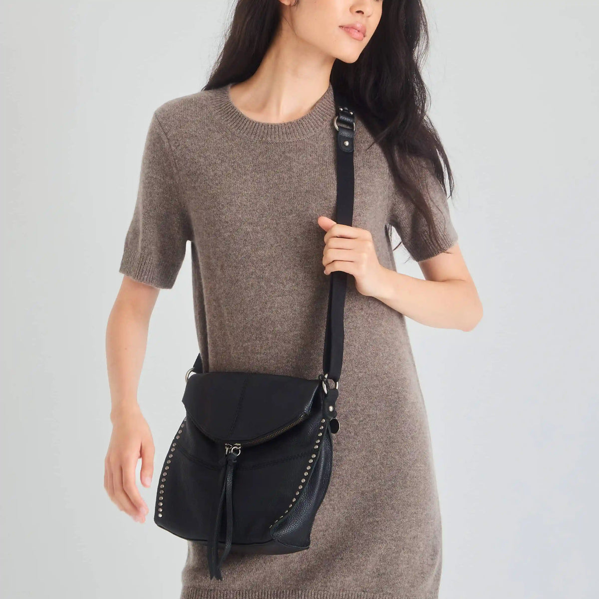 Silverlake Flap Crossbody - Leather - Black