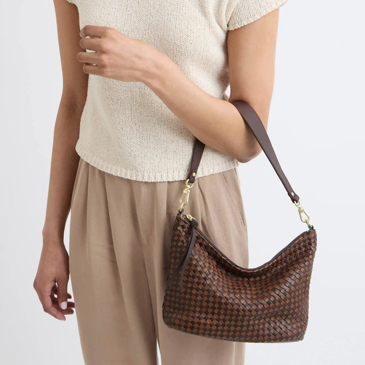 Juniper Small Hobo - Leather - Woven Mahogany Cognac