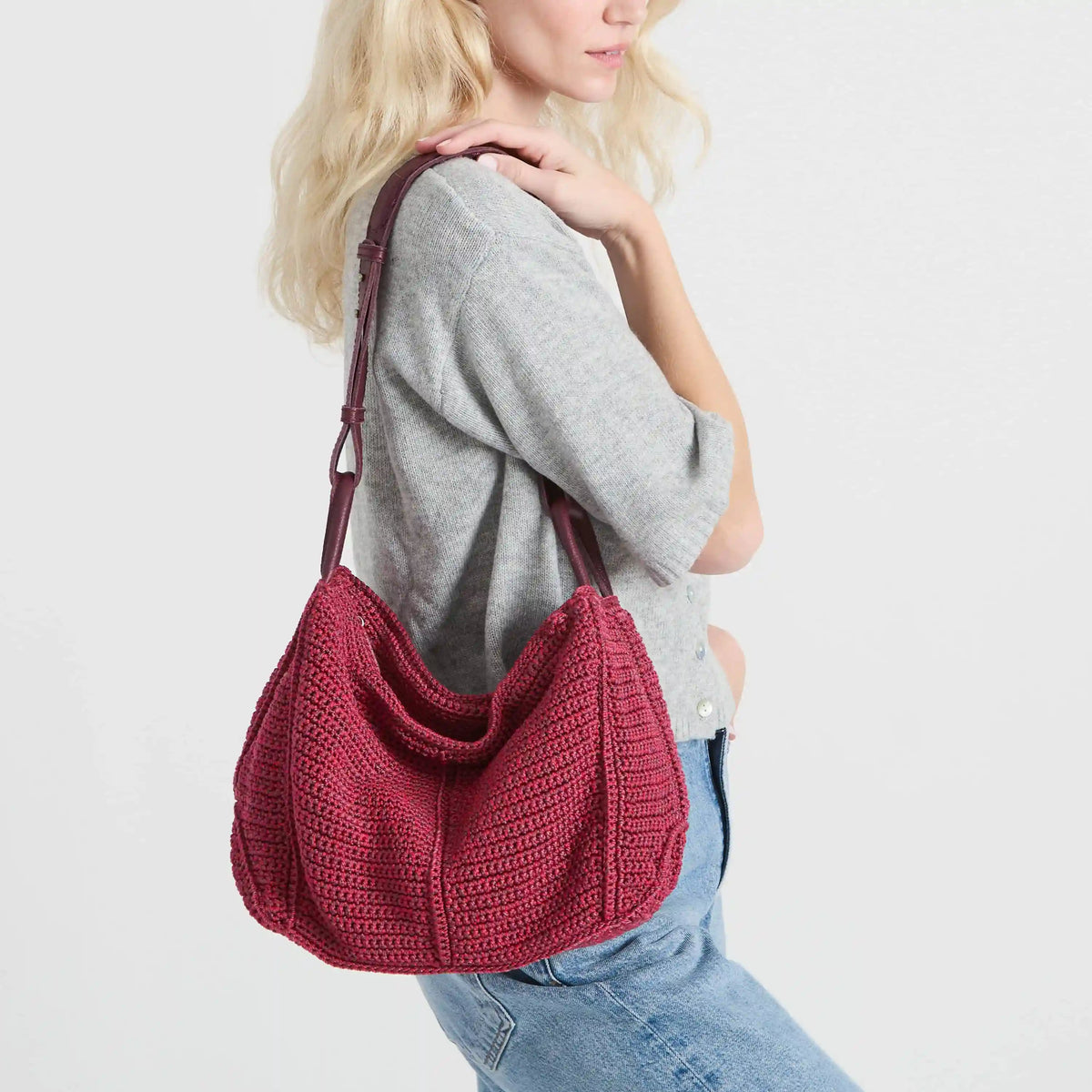 Los Feliz Hobo - Hand Crochet - Black Cherry Static